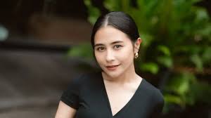 Prilly Latuconsina: Berita Terkini dan Perkembangan Karir