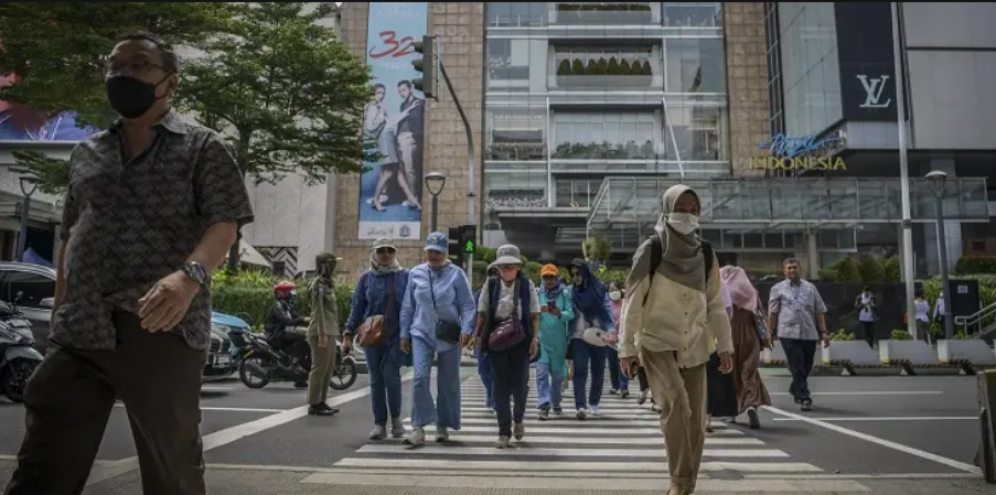 Ekonomi Indonesia Tak Punya Fondasi Kuat, Mudah Terempas
